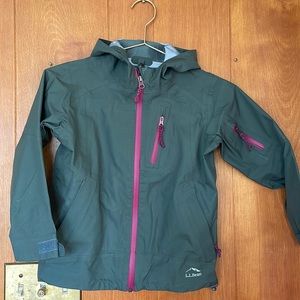 EUC L.L. Bean Girl’s Pathfinder Shell